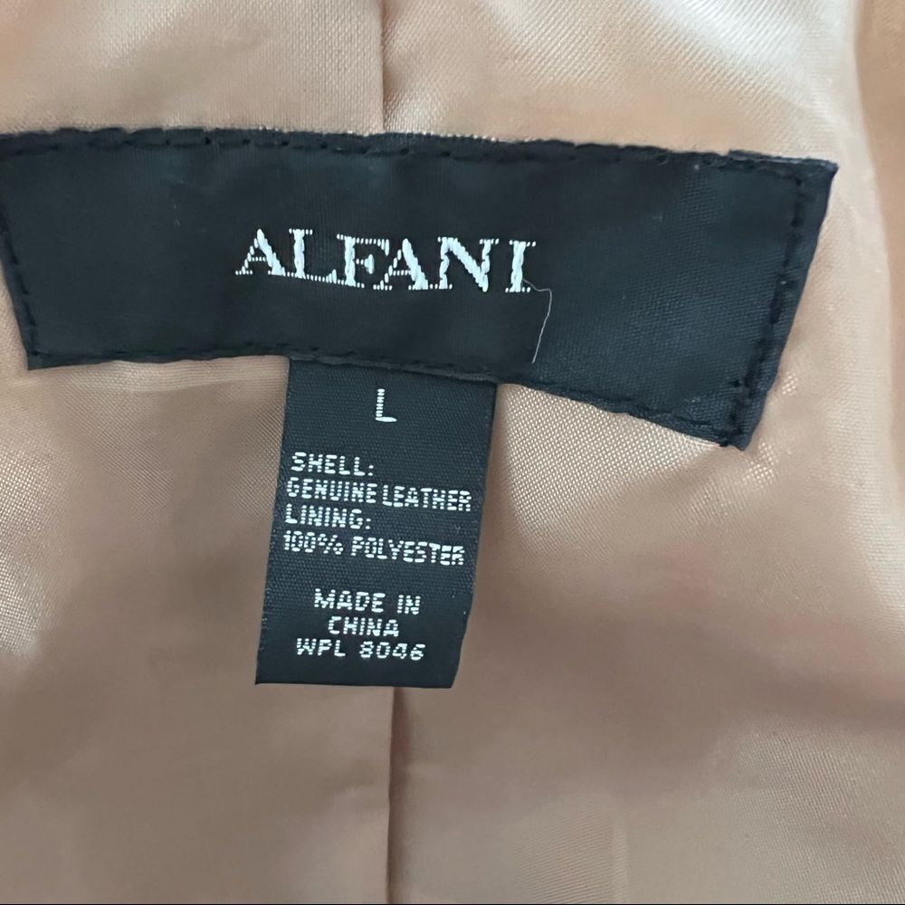 Stunning Alfani Python Snake Pattern 100% Leather… - image 6